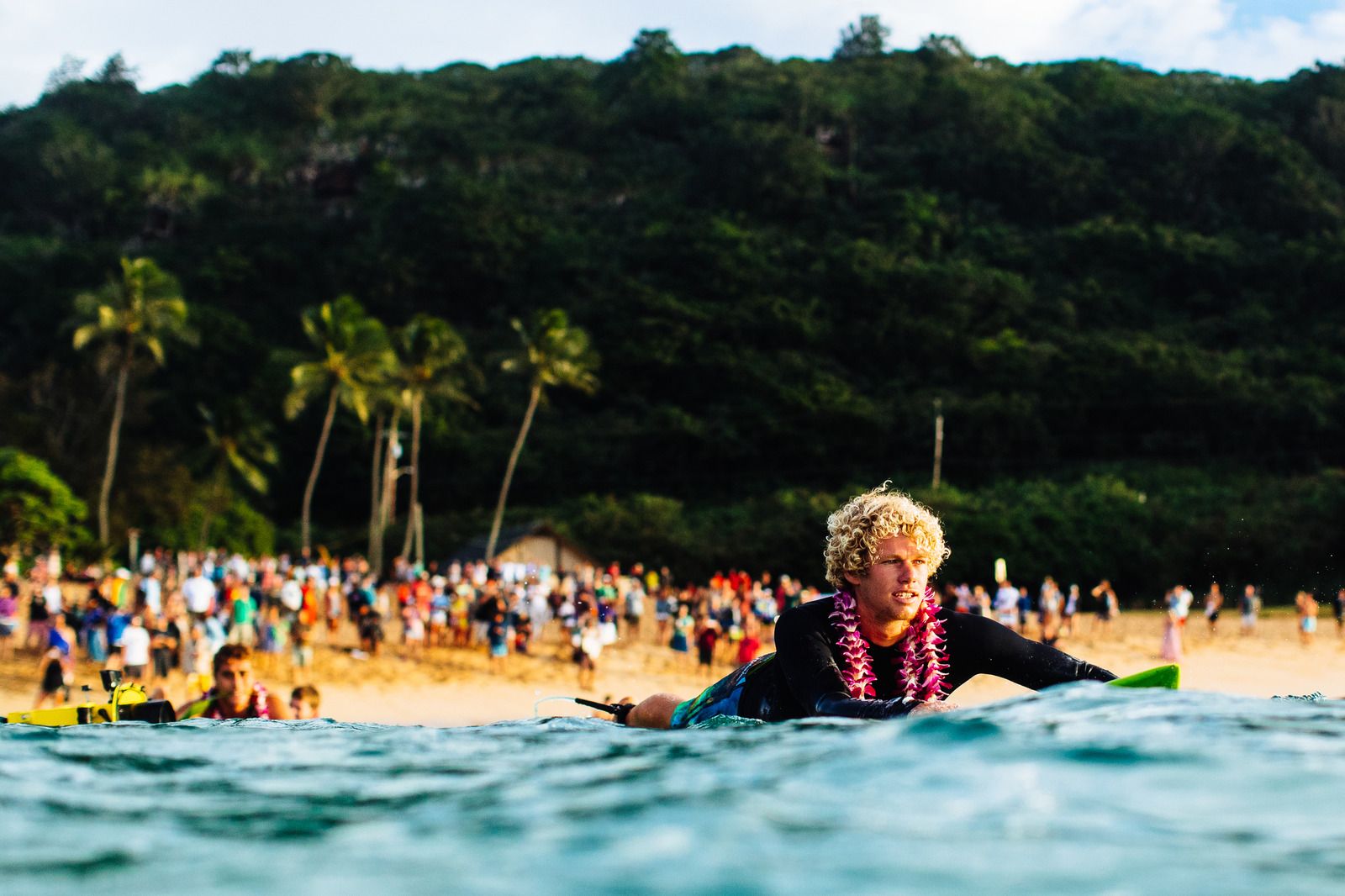 WORLD’S BEST BIG WAVE RIDERS JOIN AIKAU FAMILY TO HONOR EDDIE AIKAU AT